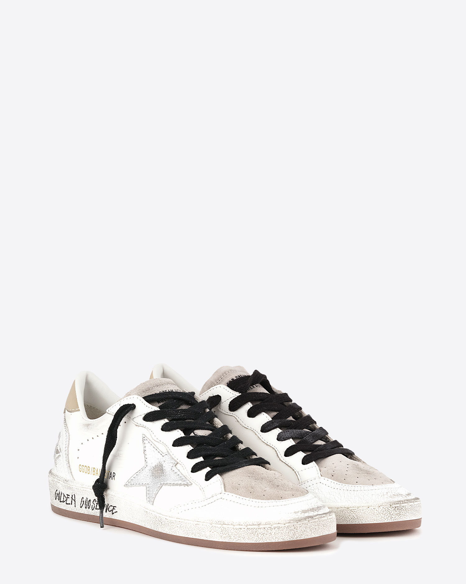 Sneakers Ball Star Golden Goose en cuir blanc. 