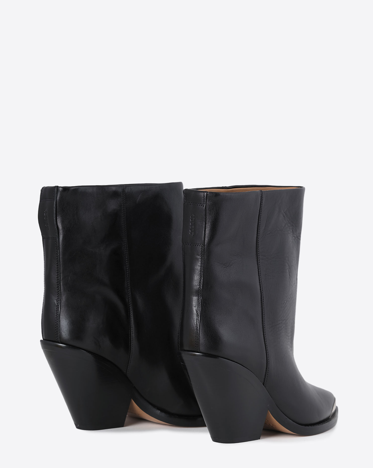 Boots à talon Isabel Marant en cuir noir. Vue arrière. 