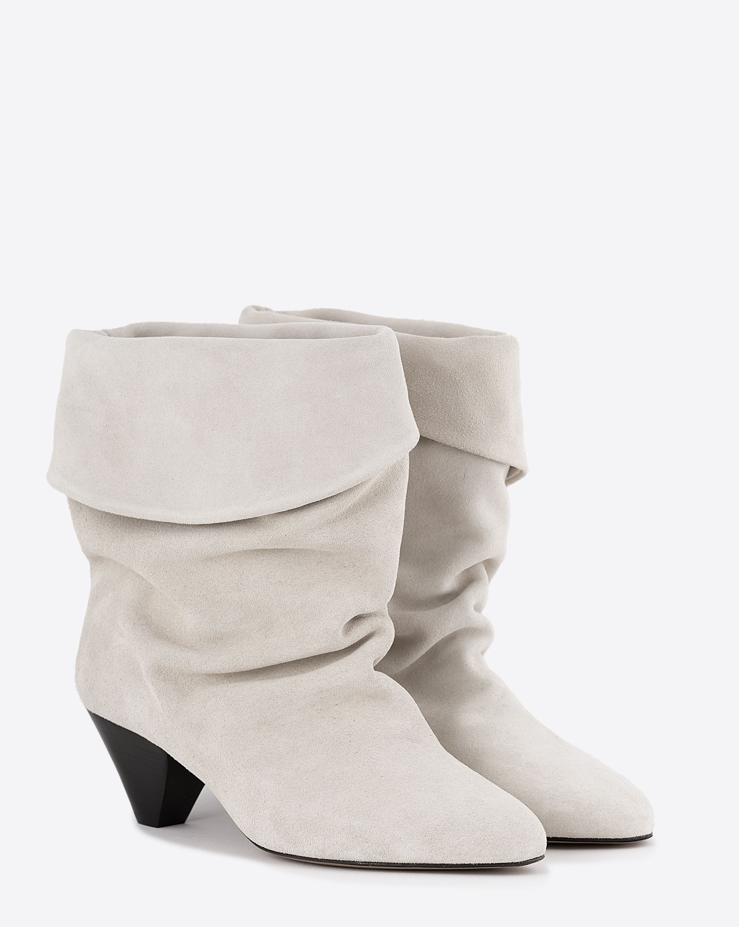 Boots à talons Ryska Isabel Marant en cuir suédé blanc. Vue face.