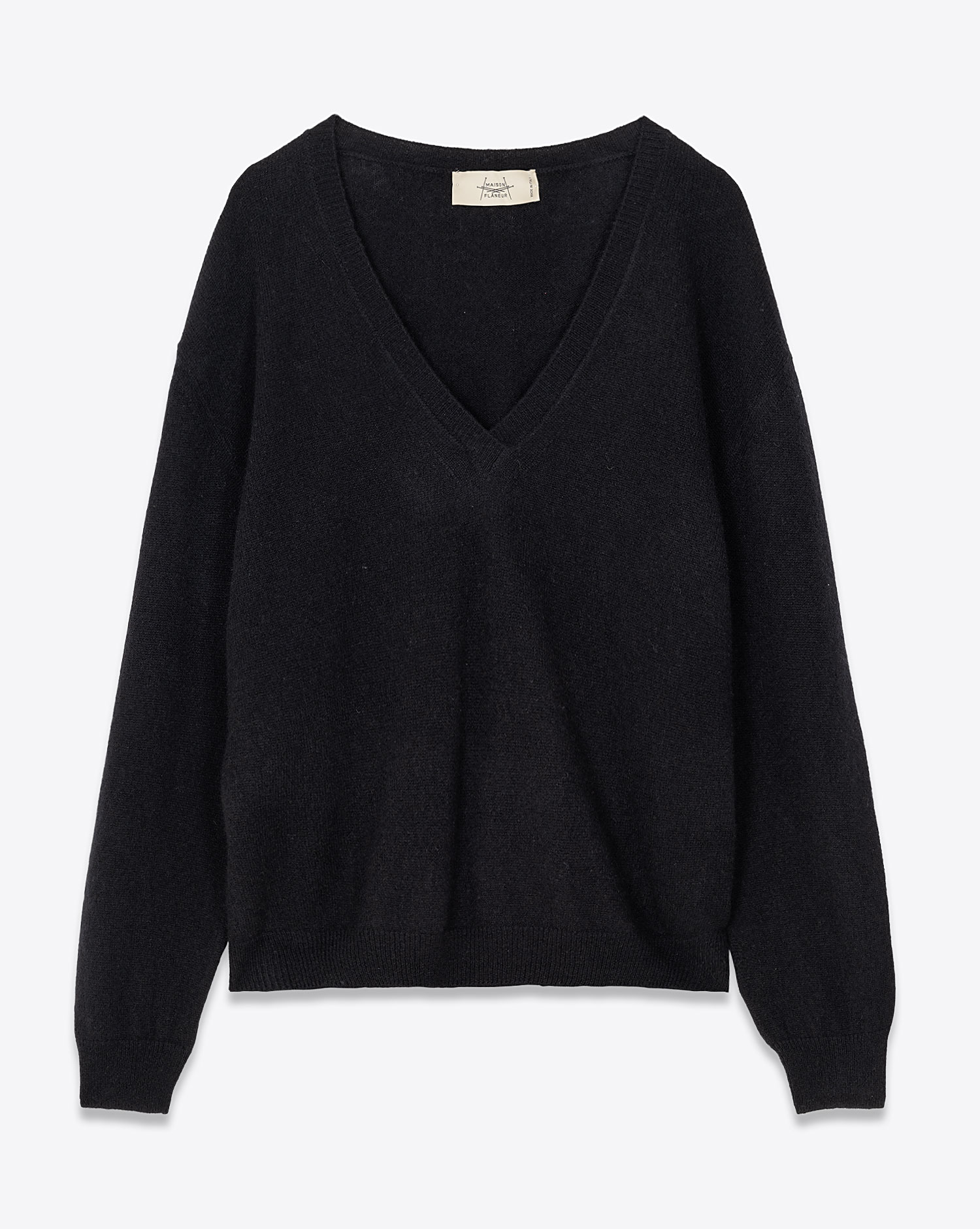 Pull manches longues Col V Maison Flaneur noir. Vue face .