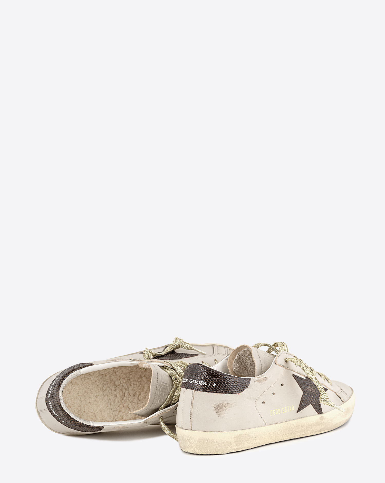 Sneakers Superstar Golden Goose en cuir Gris Marron Or. Vue dos. 