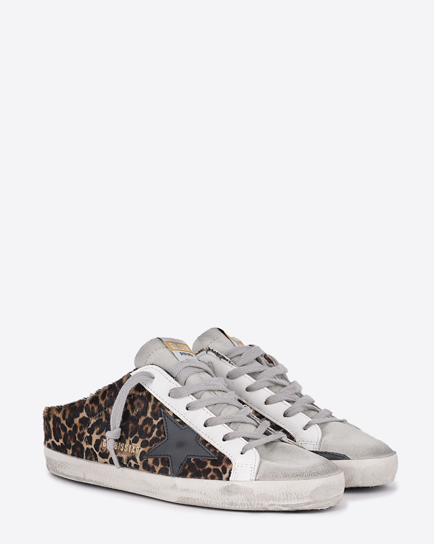 Sneakers  forme sabot en cuir "pony" léopard Superstar 80189 Golden Goose femme. Face.